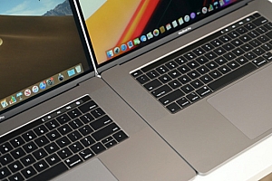 不要使用MacBook Pro左侧的USB-C端口为计算机充电