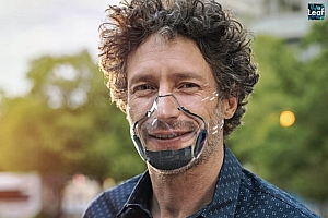 美国制造商推出具有内置紫外线杀菌和消毒功能的透明口罩