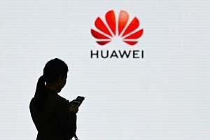英国宣布将在2027年前从5G网络中移除华为设备