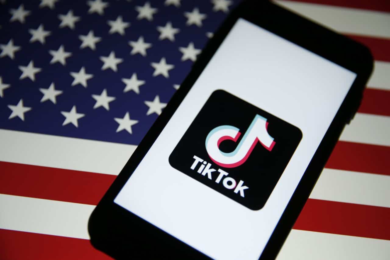 特朗普表示不会延长TikTok出售期限，如不出售直接关闭业务