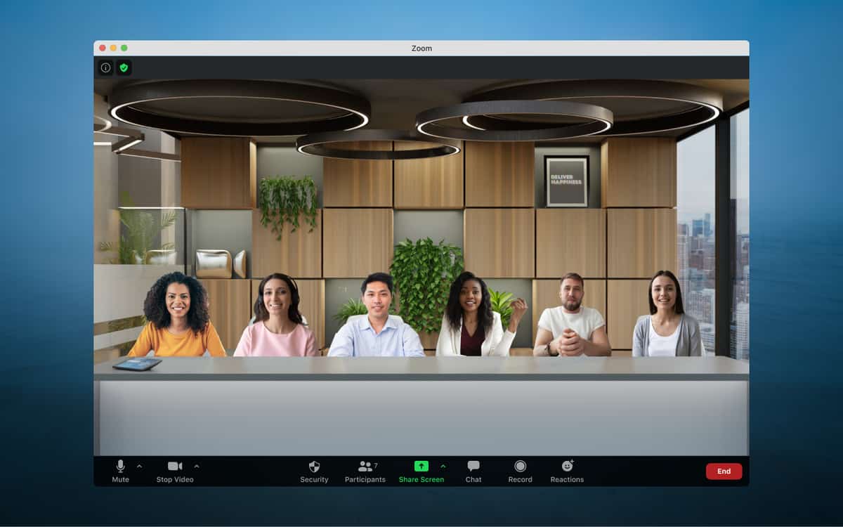 Zoom 新功能 Immersive View ，可25人同一虚拟背景开会